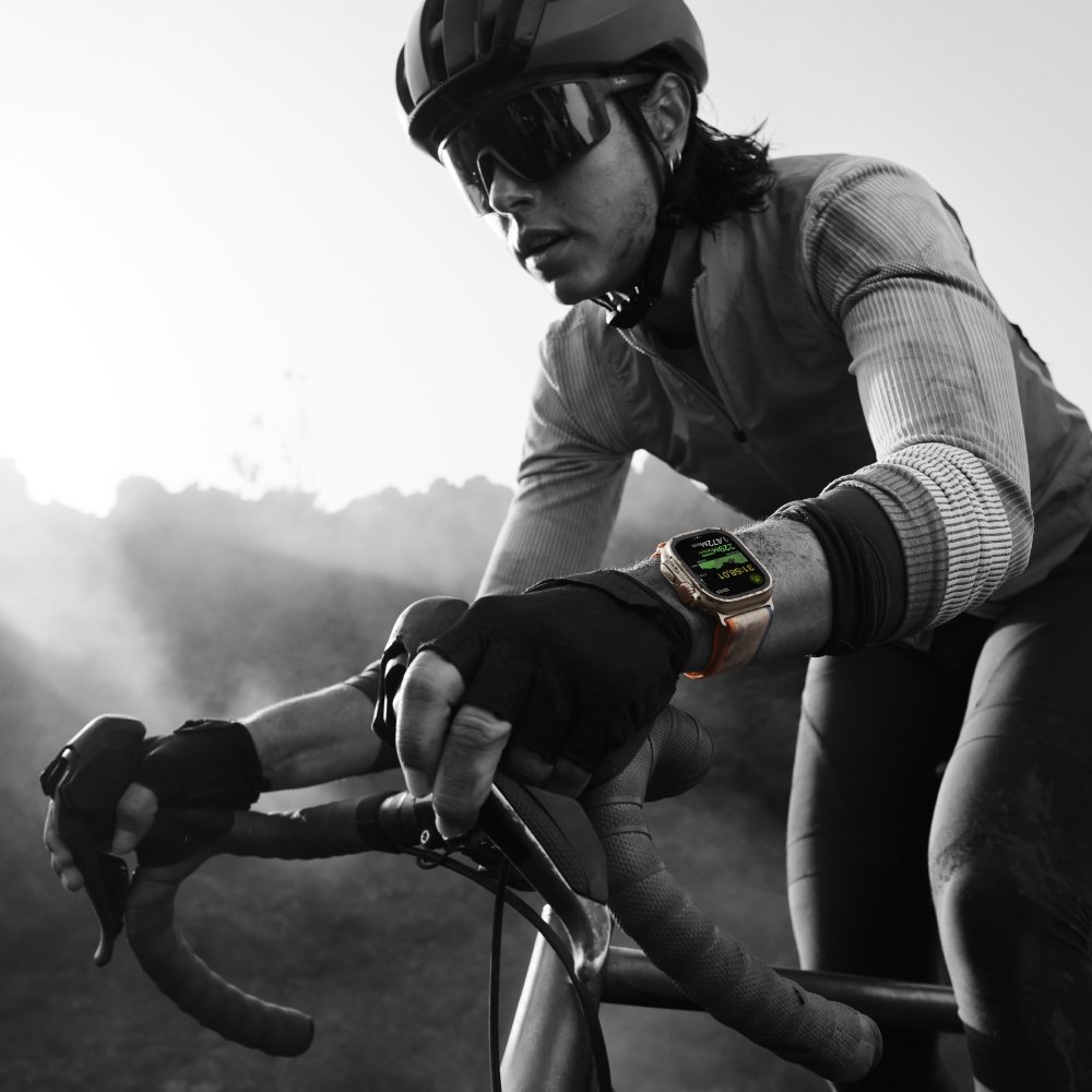 Apple Watch Ultra 2 49mm GPS + Cellular, Caixa de Titânio, Pulseira Loop Trail Azul/preto, Tamanho M/G, Neutro em Carbono - MRF63BZ/A Apple Watch Ultra 2 49mm GPS + Cellular, Caixa de Titânio, Pulseira Loop Trail Azul/preto, Tamanho M/G, Neutro em Carbono - MRF63BZ/A