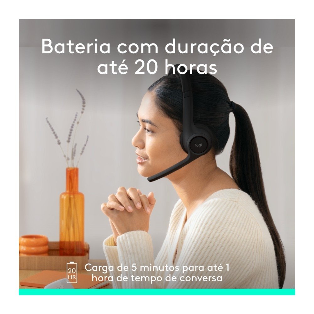 Headset Sem Fio Logitech Zone 300 Com Microfone com Cancelamento de Ruído, Conexão Bluetooth, Bateria Recarregável via USB-C, Grafite - 981-001406 Headset Sem Fio Logitech Zone 300 Com Microfone com Cancelamento de Ruído, Conexão Bluetooth, Bateria Recarregável via USB-C, Grafite - 981-001406