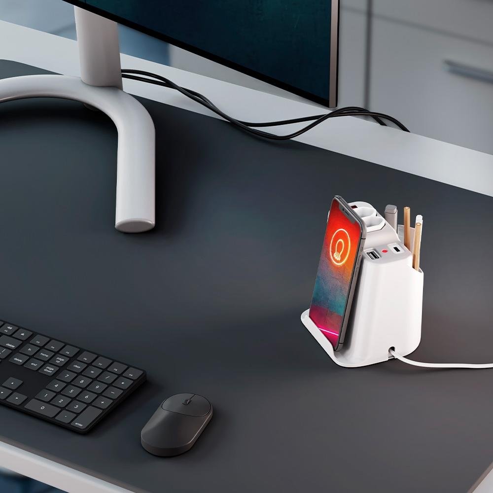 Extensão Elétrica de Mesa OCTOO, com 2 Tomadas, USB e USB-C, Apoio para Celular e Porta Objetos, Branco - 10072 Extensão Elétrica de Mesa OCTOO, com 2 Tomadas, USB e USB-C, Apoio para Celular e Porta Objetos, Branco - 10072